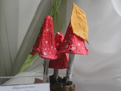 Из выставки творческих работ "Осенние фантазии"