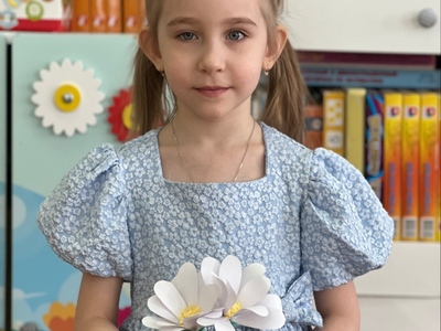 Участник благотворительной акции «Белая ромашка — дыши легко!»